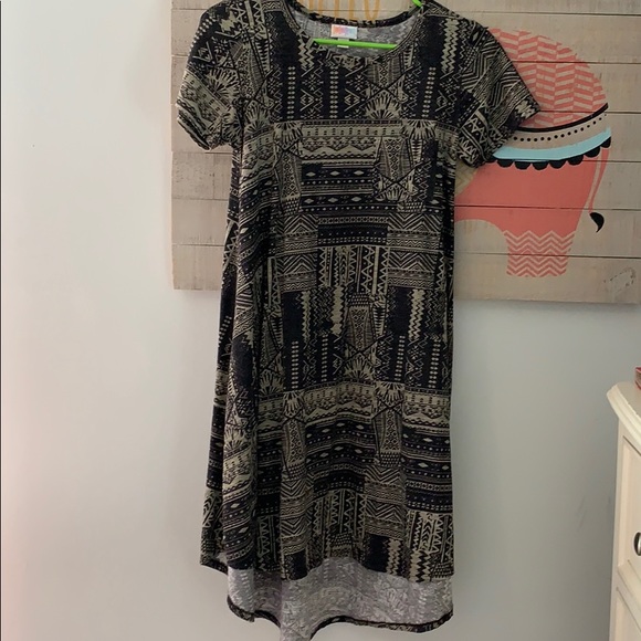 XXS CARLY dress. Black and grey Aztec design - Picture 5 of 6
